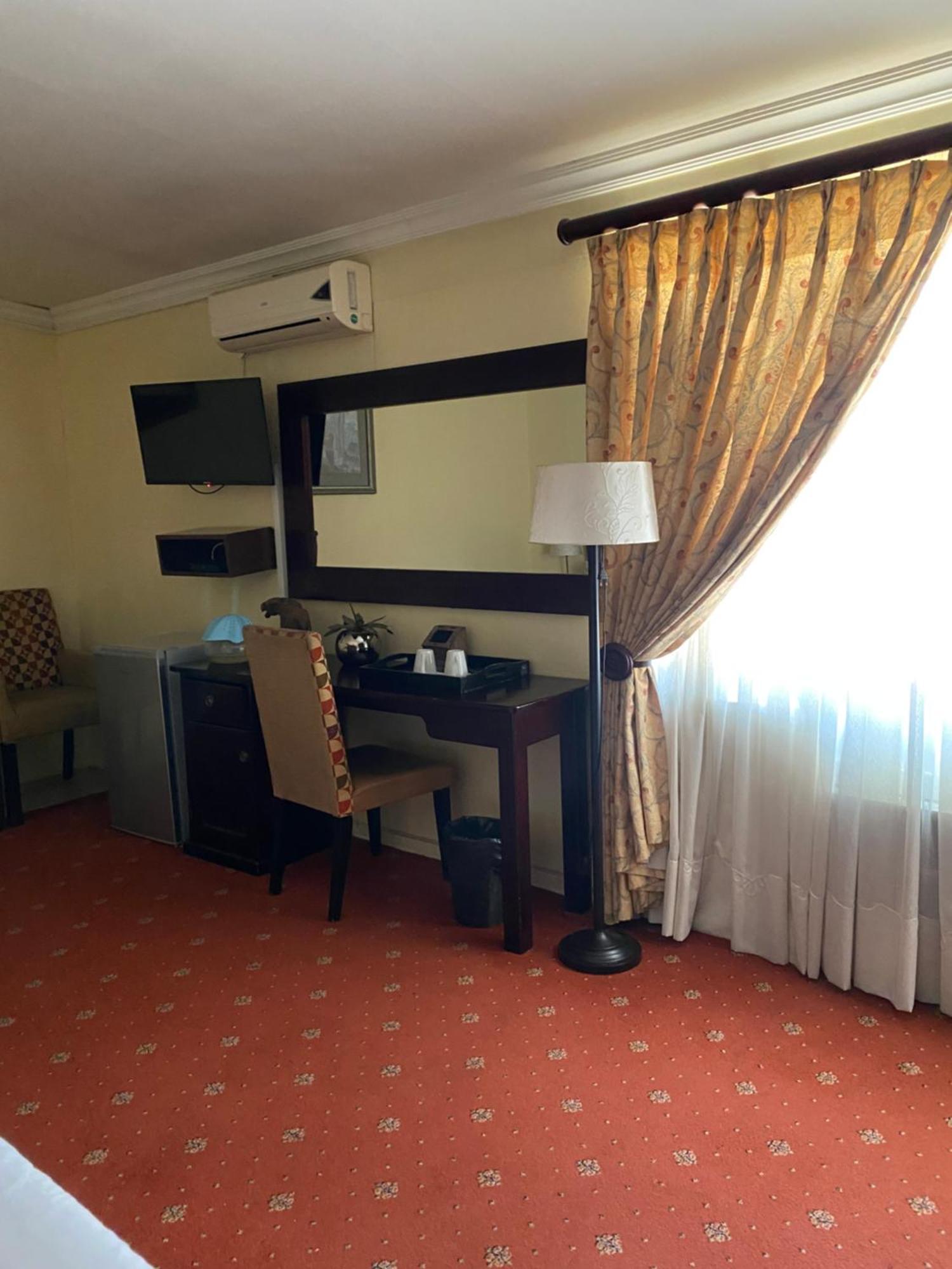 Madlula'S Guesthouse Pietermaritzburg Eksteriør bilde