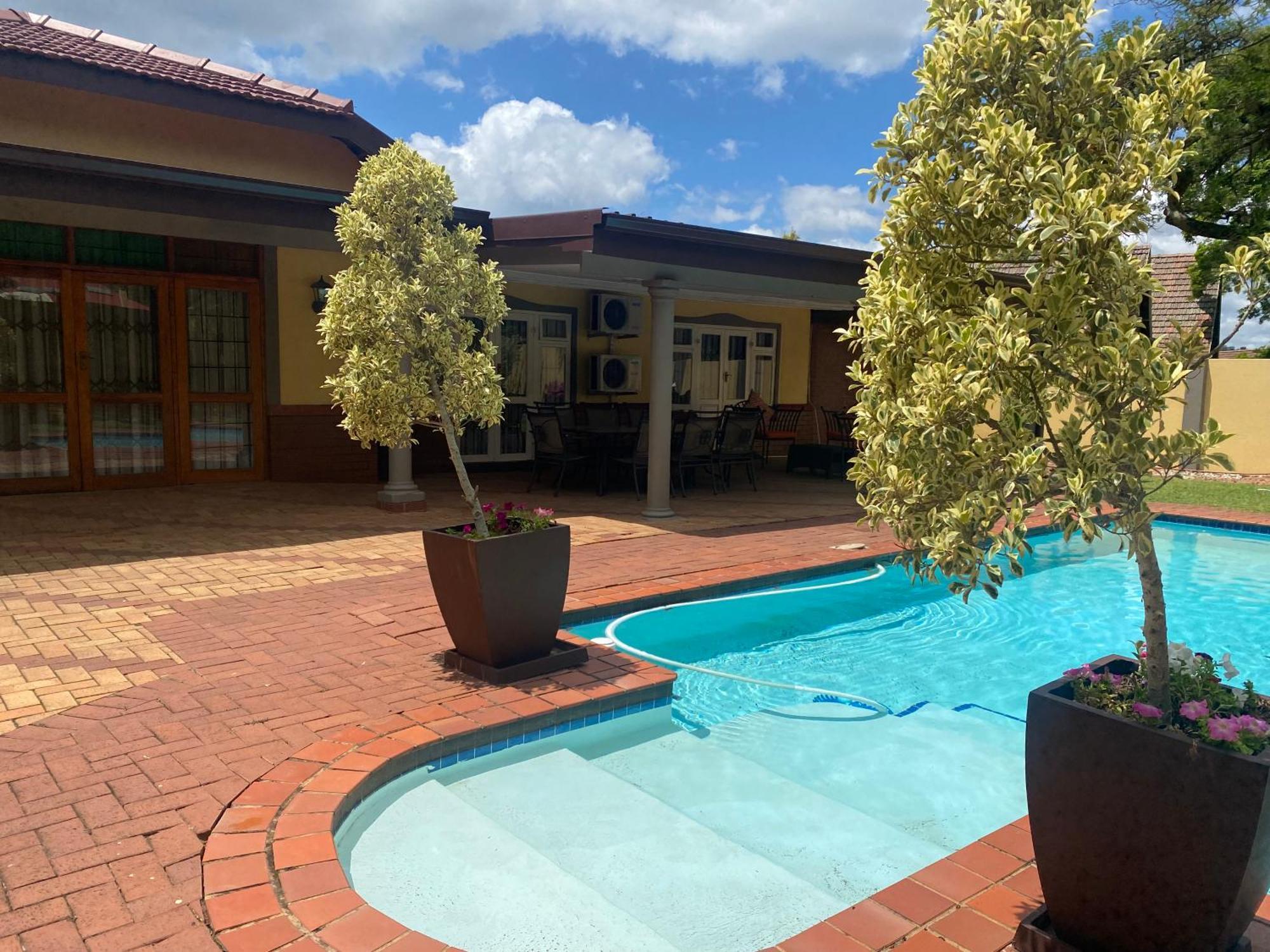 Madlula'S Guesthouse Pietermaritzburg Eksteriør bilde