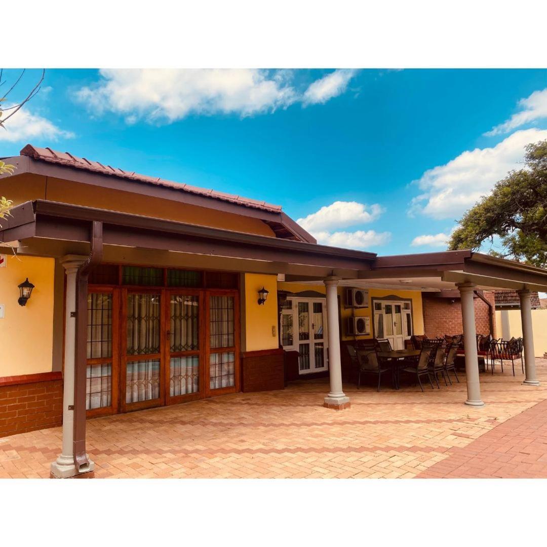 Madlula'S Guesthouse Pietermaritzburg Eksteriør bilde