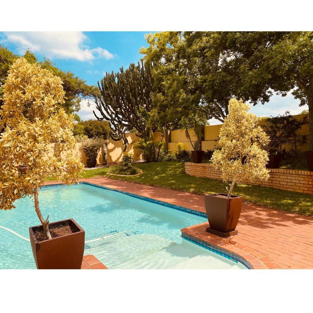 Madlula'S Guesthouse Pietermaritzburg Eksteriør bilde