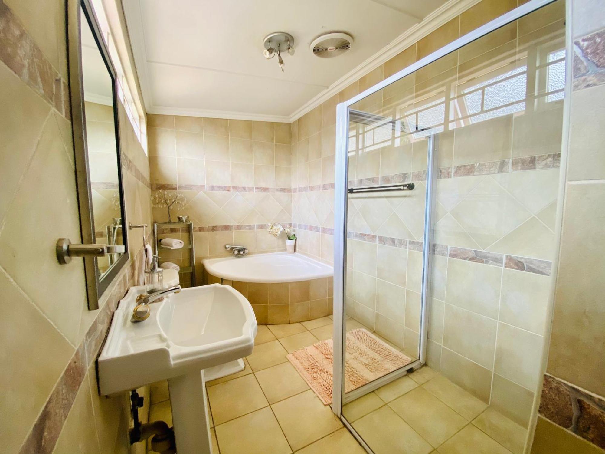 Madlula'S Guesthouse Pietermaritzburg Eksteriør bilde