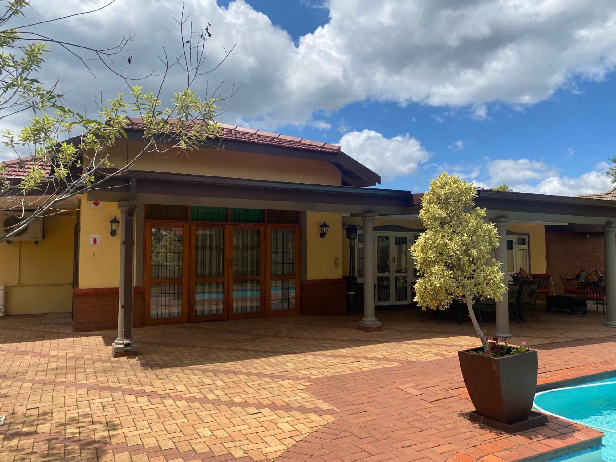 Madlula'S Guesthouse Pietermaritzburg Eksteriør bilde